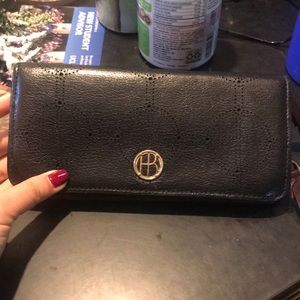 Henri Bendel wallet